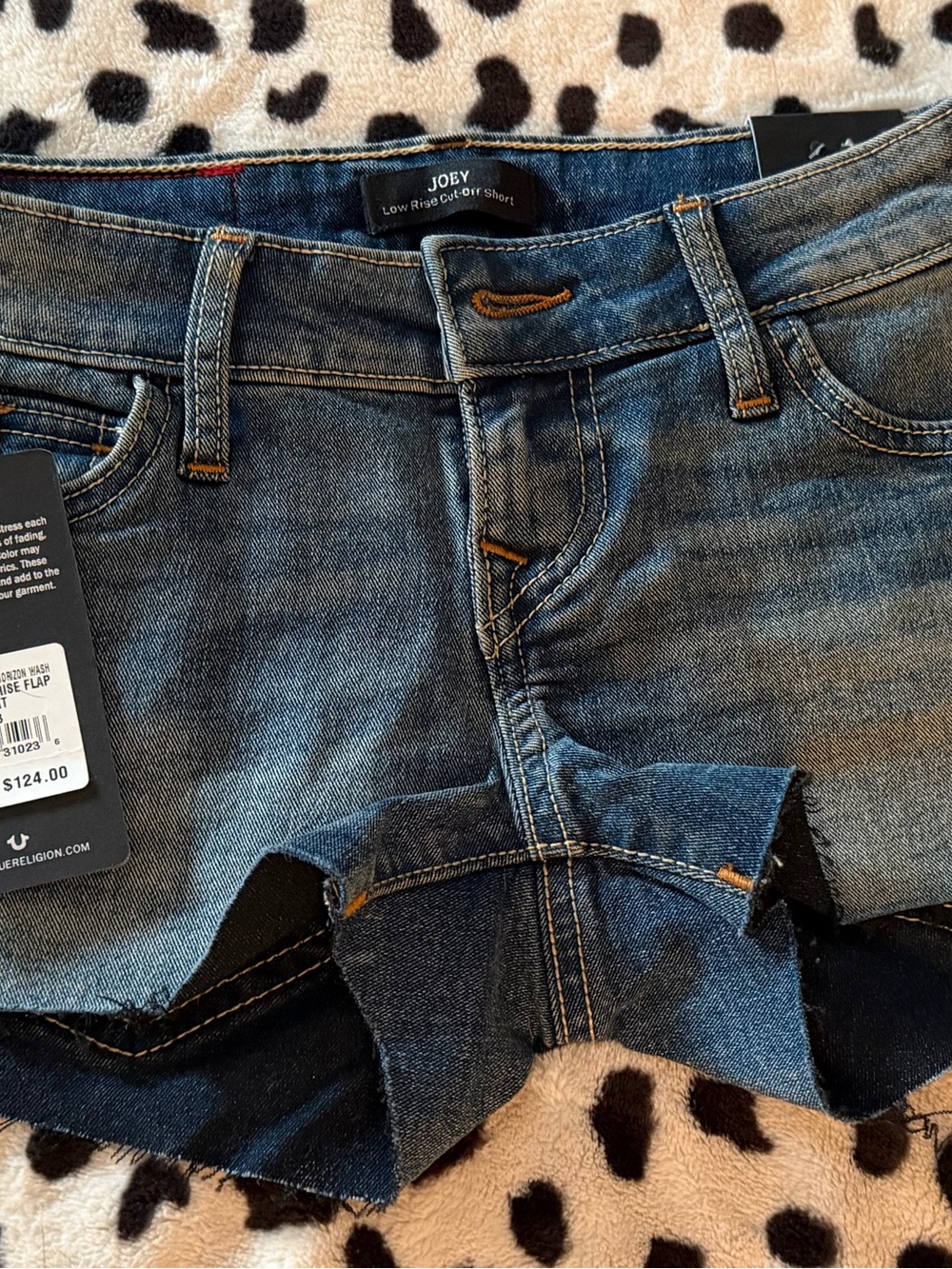 True Religion Shorts - Joey low rise cut off
